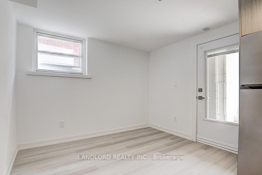 56 Bicknell Ave - Photo 7 of 24