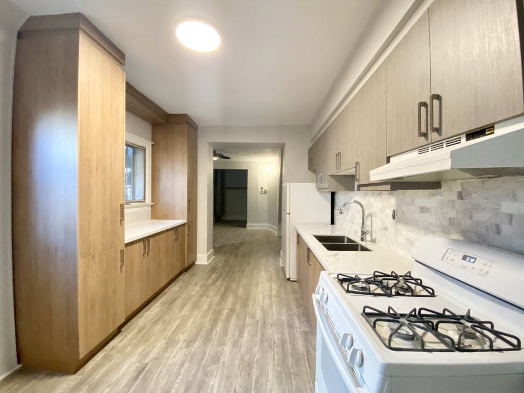 1078 College St #MAIN - Photo 6 of 27