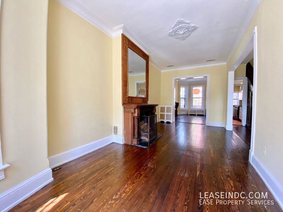 1501 R St Nw - Photo 3 of 32