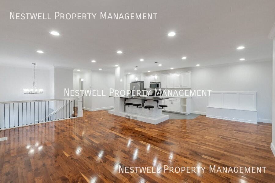 310 W 4620 N - Photo 5 of 31