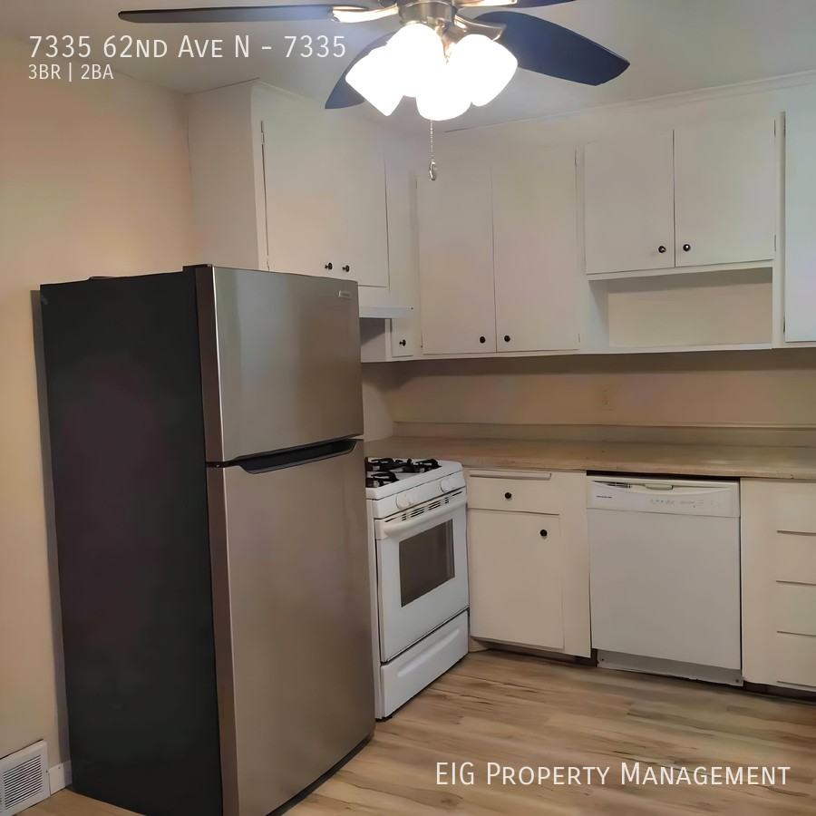 7335 62nd Ave N #7335 - Photo 5 of 31