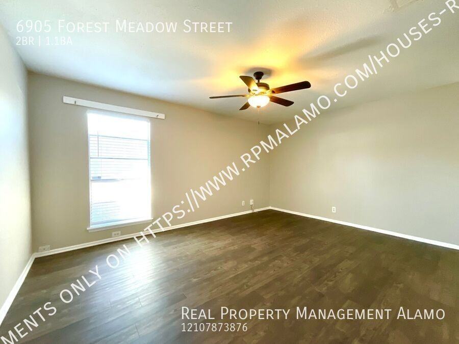 6905 Forest Meadow St - Photo 6 of 30