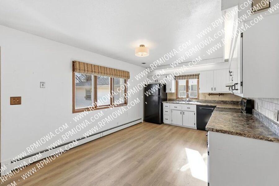 402 S Clark Ave - Photo 5 of 24