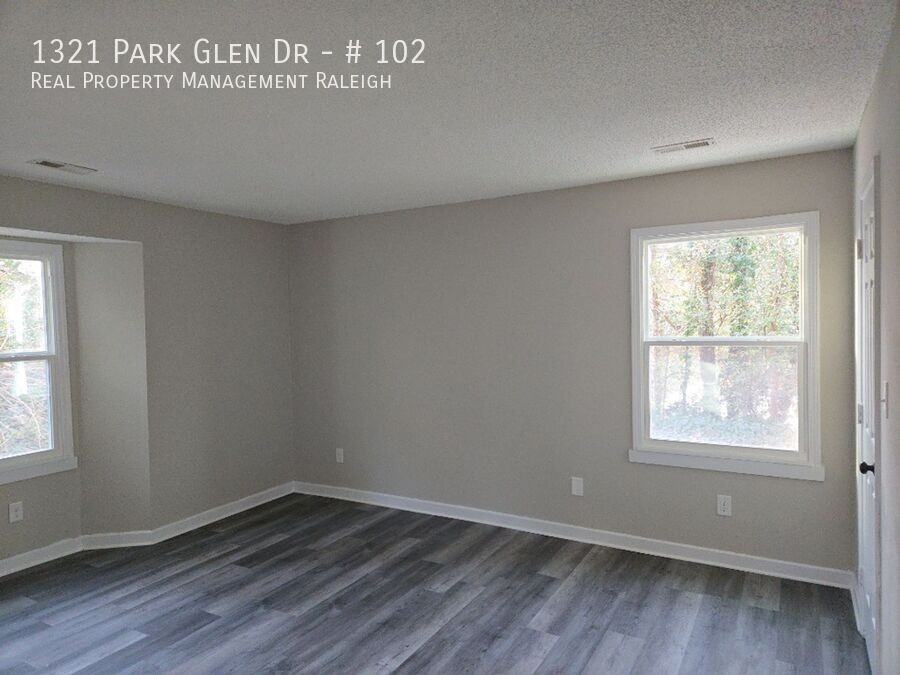 1321 Park Glen Dr #102 - Photo 5 of 10