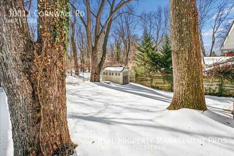 10011 Cornwall Rd - Photo 7 of 44