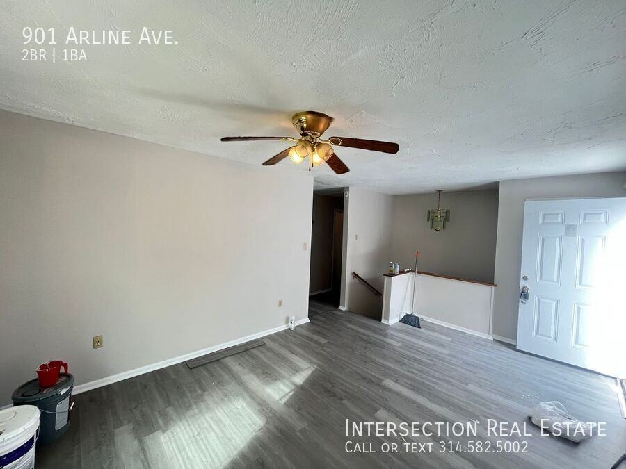 901 Arline Ave - Photo 4 of 11