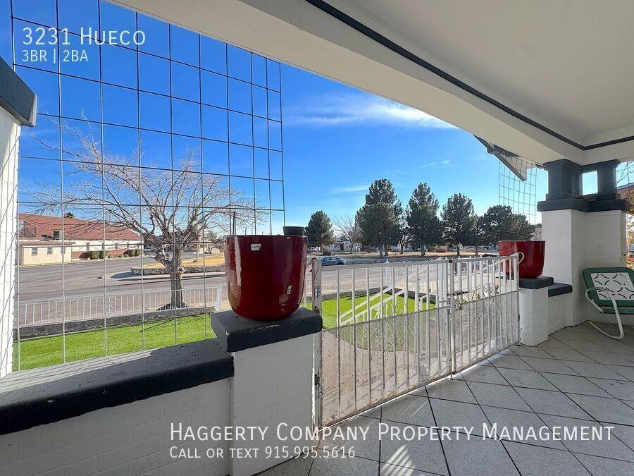 3231 Hueco Ave - Photo 3 of 30