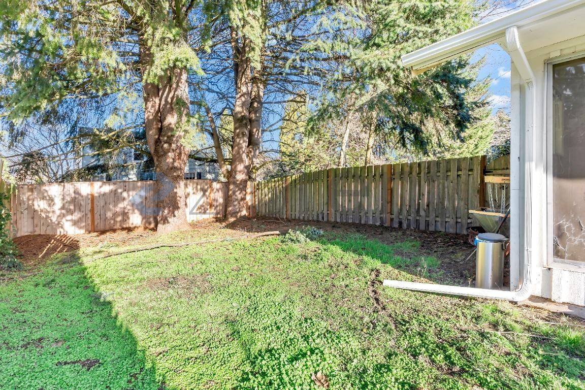 9720 Sw Frewing St - Photo 5 of 20