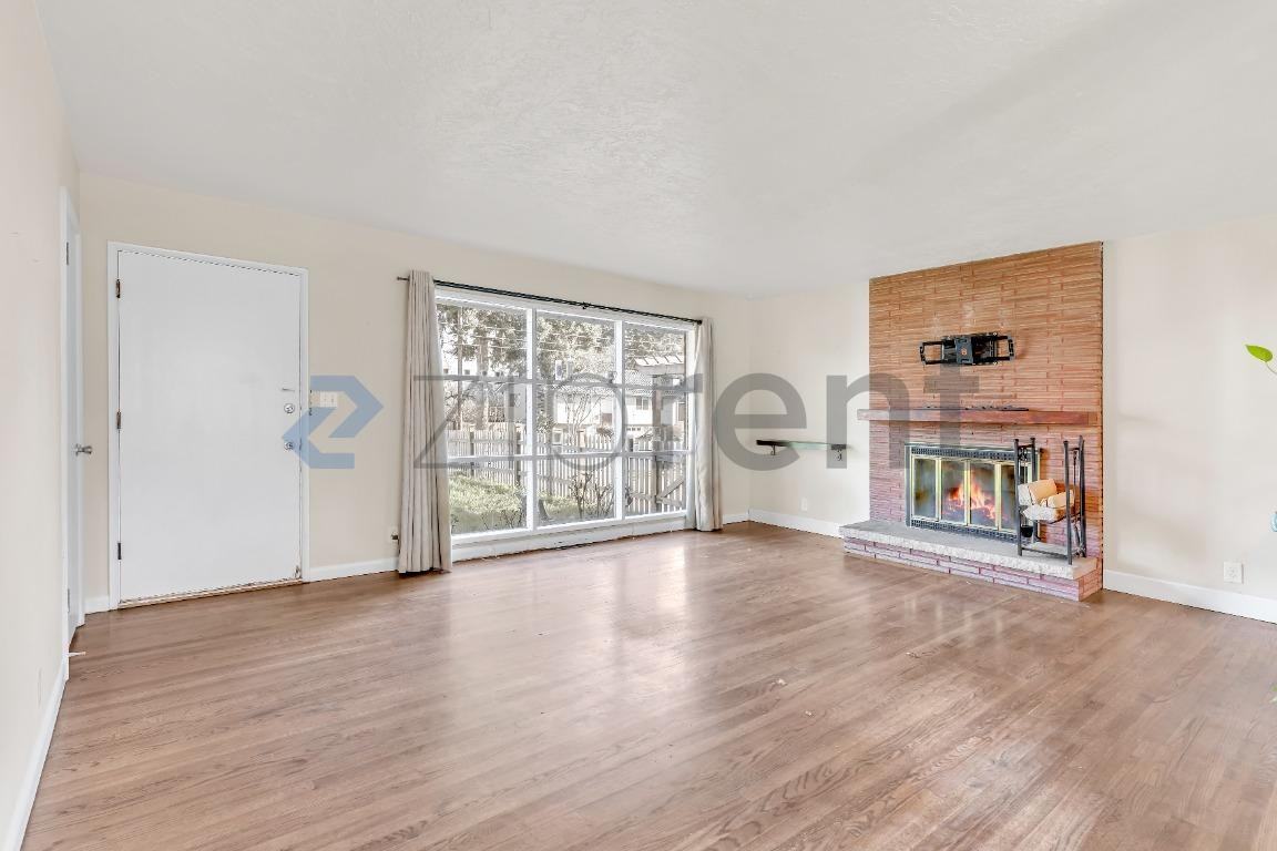 9720 Sw Frewing St - Photo 2 of 20