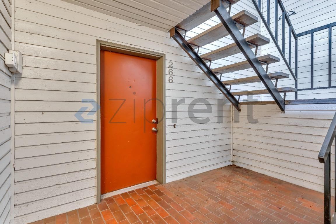 264 Cervantes Cir #266 - Photo 2 of 20