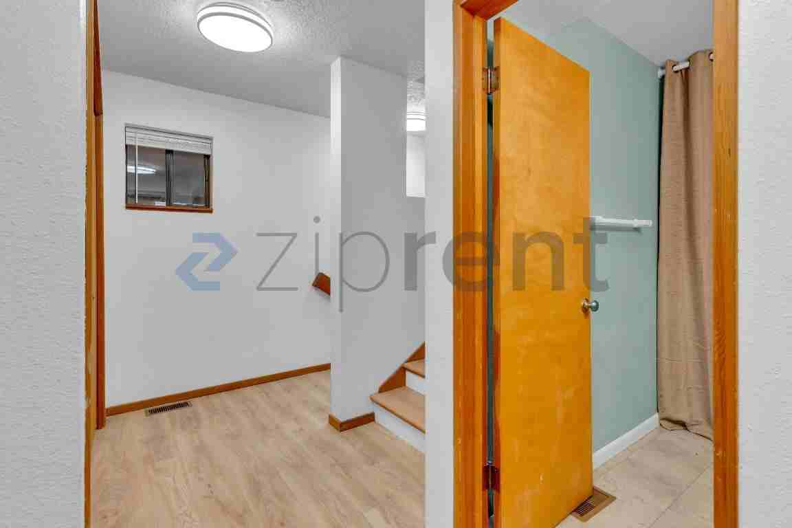 264 Cervantes Cir #266 - Photo 6 of 20