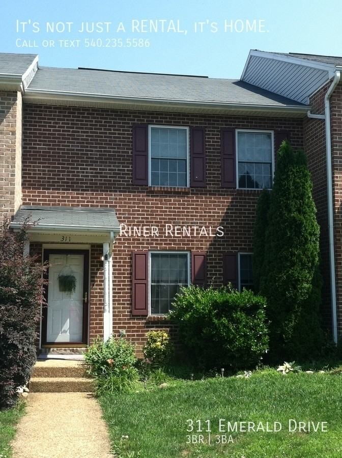 311 Emerald Dr - Photo 2 of 2