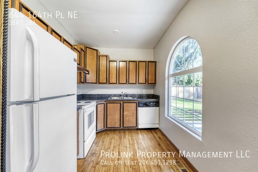 644 164th Pl Ne - Photo 7 of 29