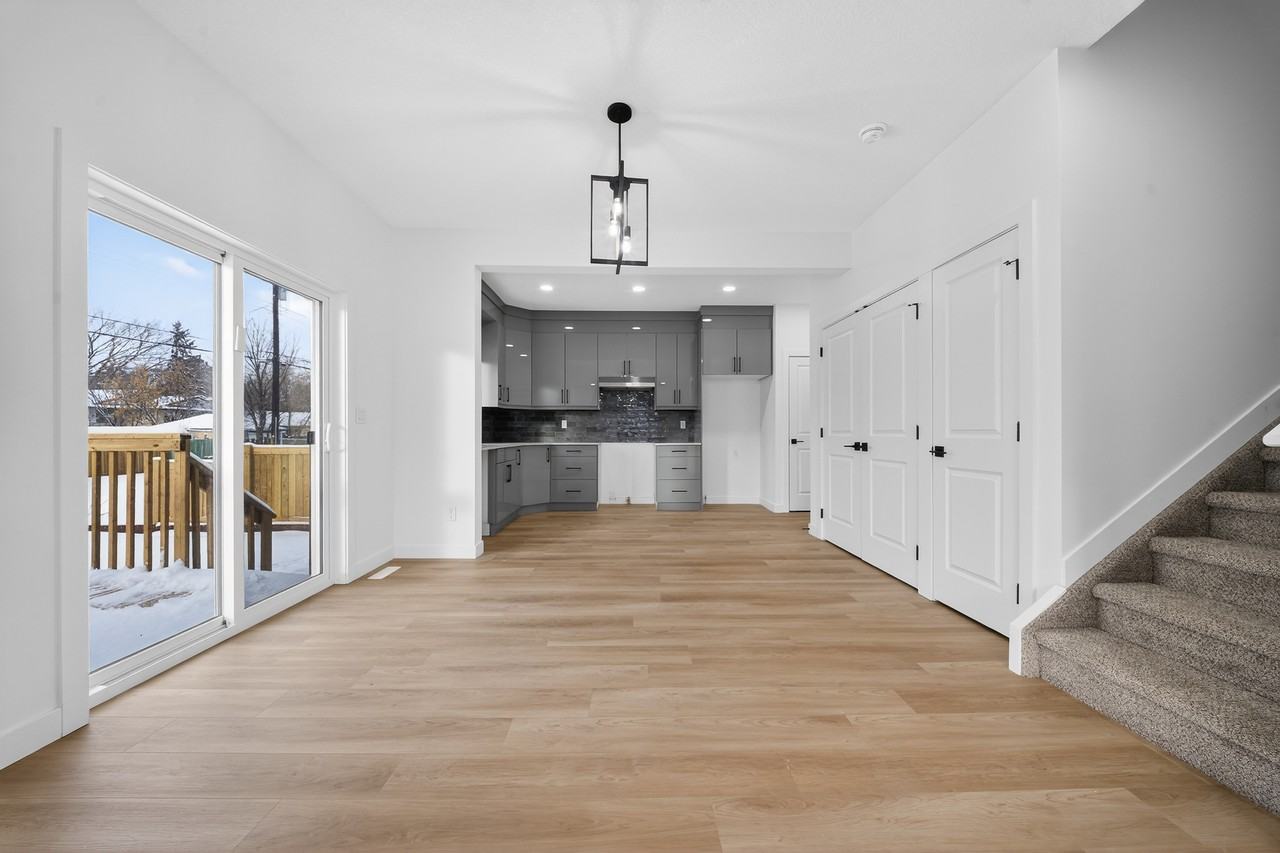 8600 121 Avenue NW - 3 Bed - Photo 7 of 13