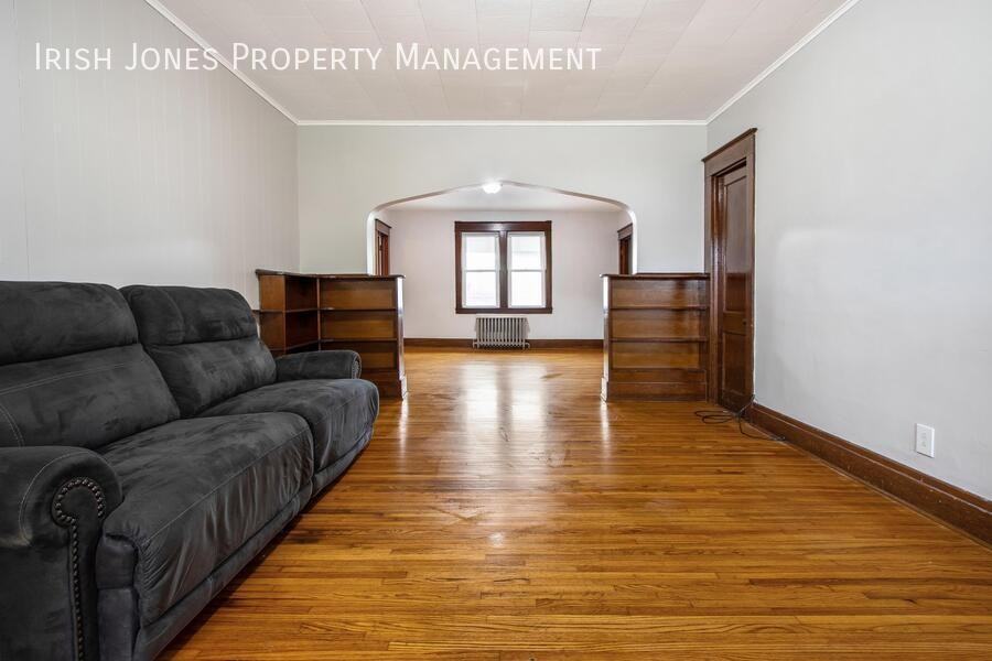 120 West Ave #1 - Photo 3 of 18