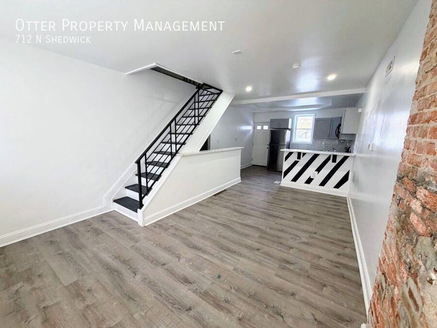 712 N Shedwick St - Photo 3 of 40