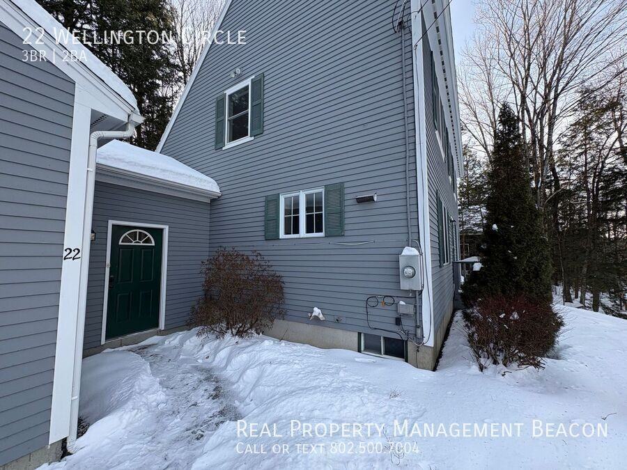 22 Wellington Cir - Photo 3 of 26