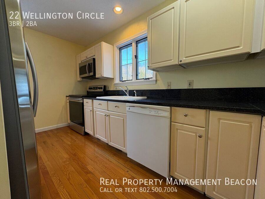 22 Wellington Cir - Photo 6 of 26