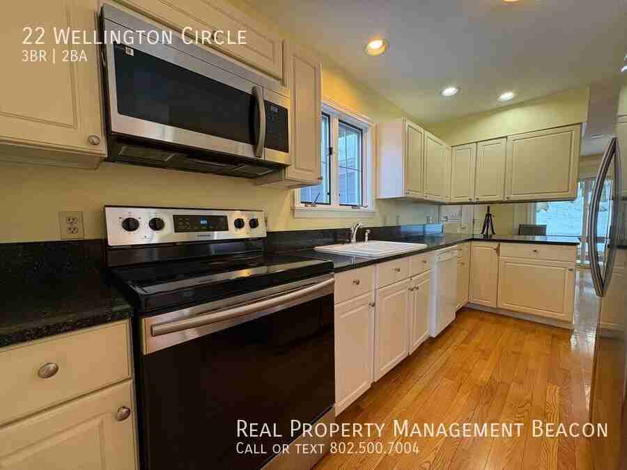 22 Wellington Cir - Photo 7 of 26