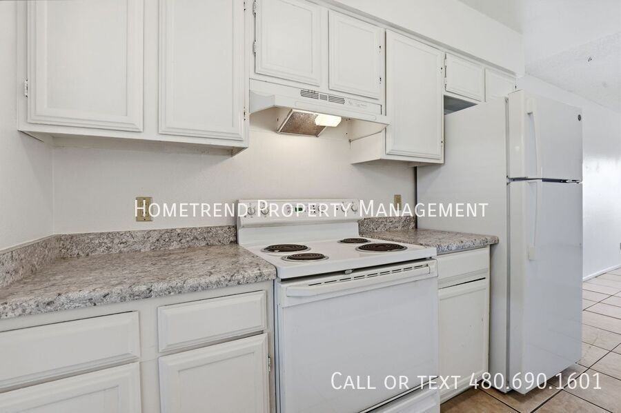 159 E Ingram St #01 - Photo 3 of 14