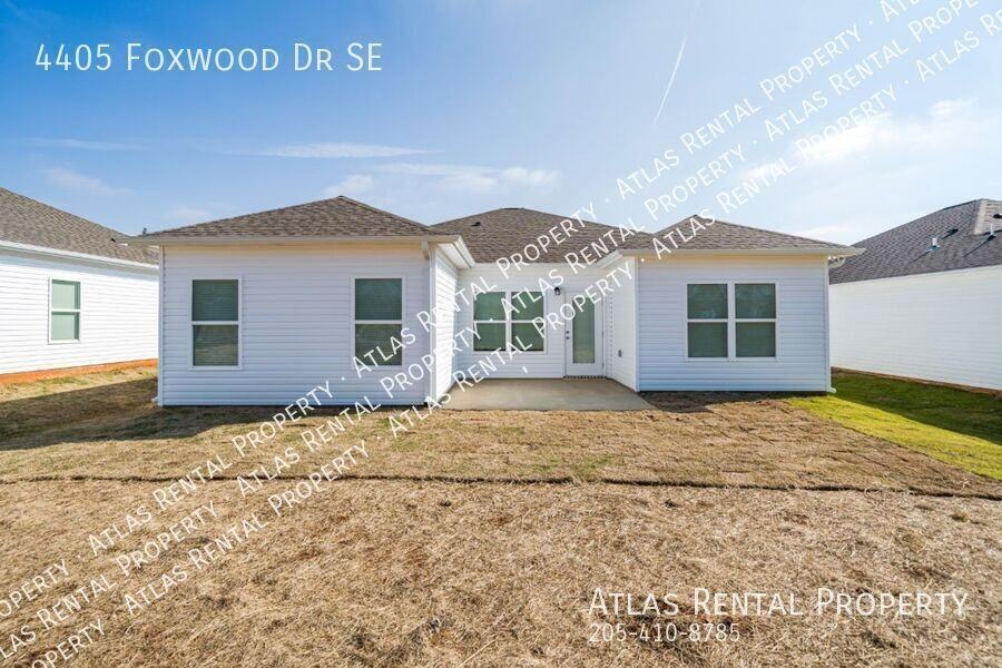 4405 Foxwood Dr Se - Photo 3 of 22