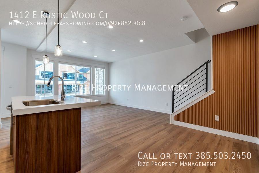 1412 E Rustic Wood Ct - Photo 4 of 23