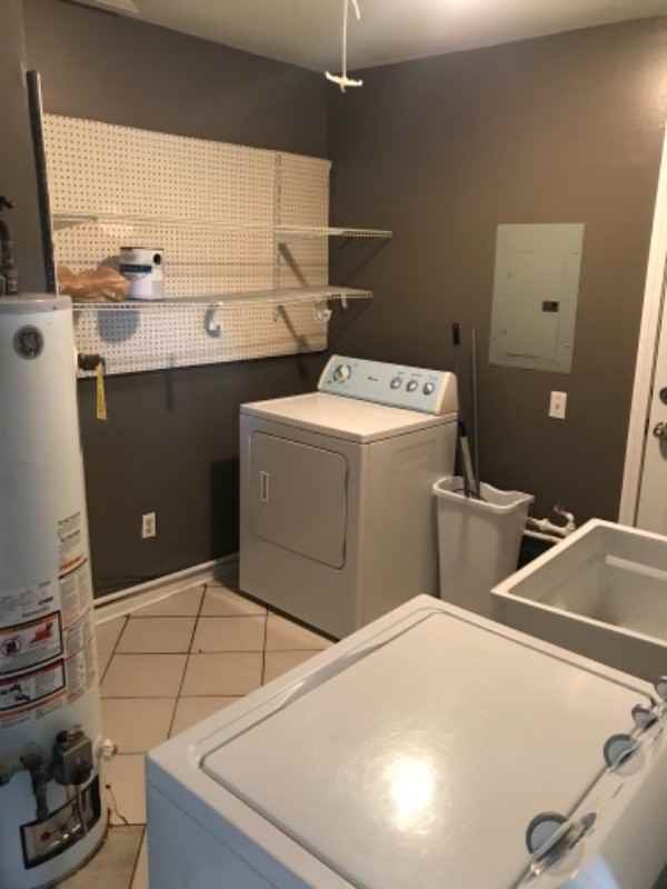 10400 Albany St - Photo 7 of 17