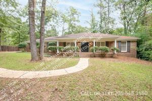 featured image of 648 Woodridge Dr