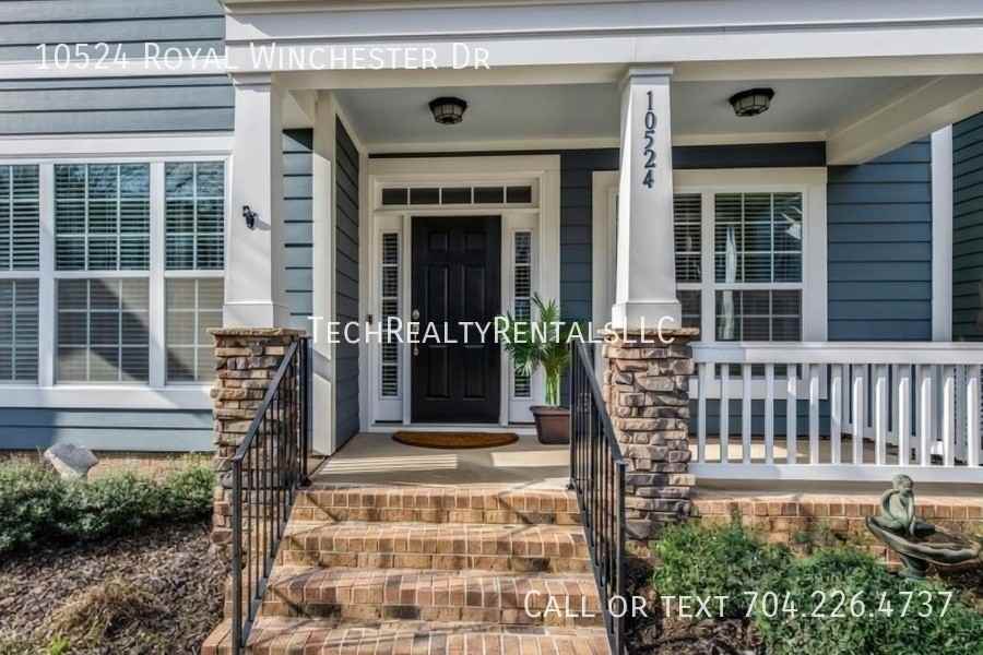 10524 Royal Winchester Dr - Photo 2 of 25