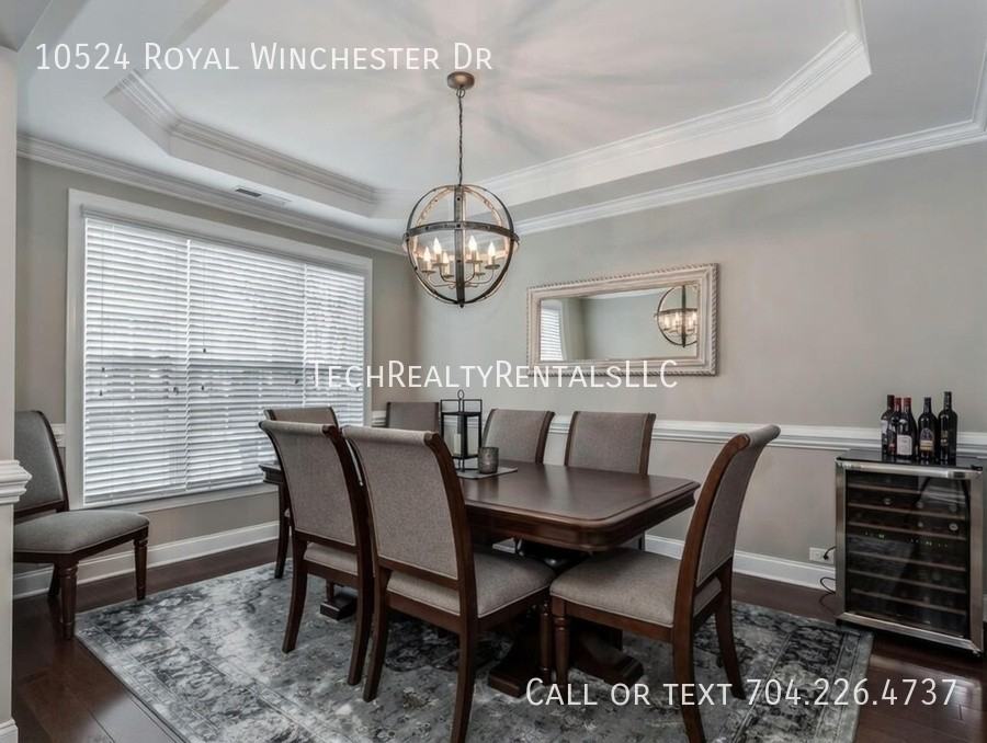 10524 Royal Winchester Dr - Photo 4 of 25