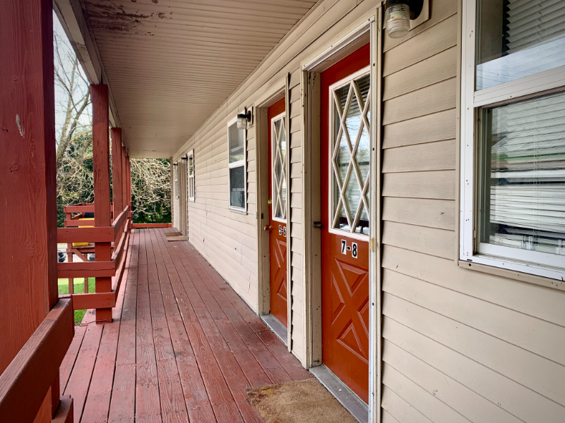 153 Oak St #1 - Photo 2 of 9