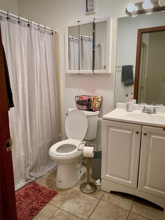 153 Oak St #1 - Photo 4 of 9