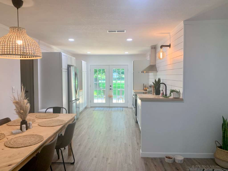 310 Milam St - Photo 5 of 9