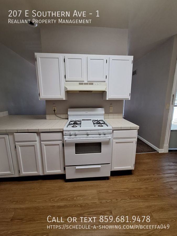 207 E Southern Ave #1 - Photo 5 of 22