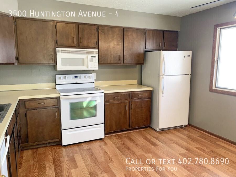 3500 Huntington Ave #4 - Photo 7 of 22