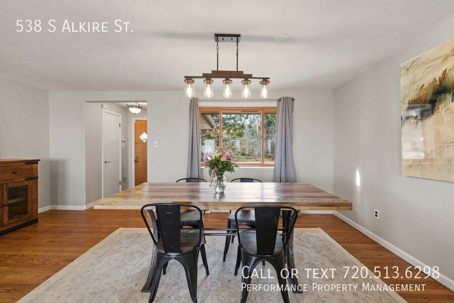 538 S Alkire St - Photo 4 of 33