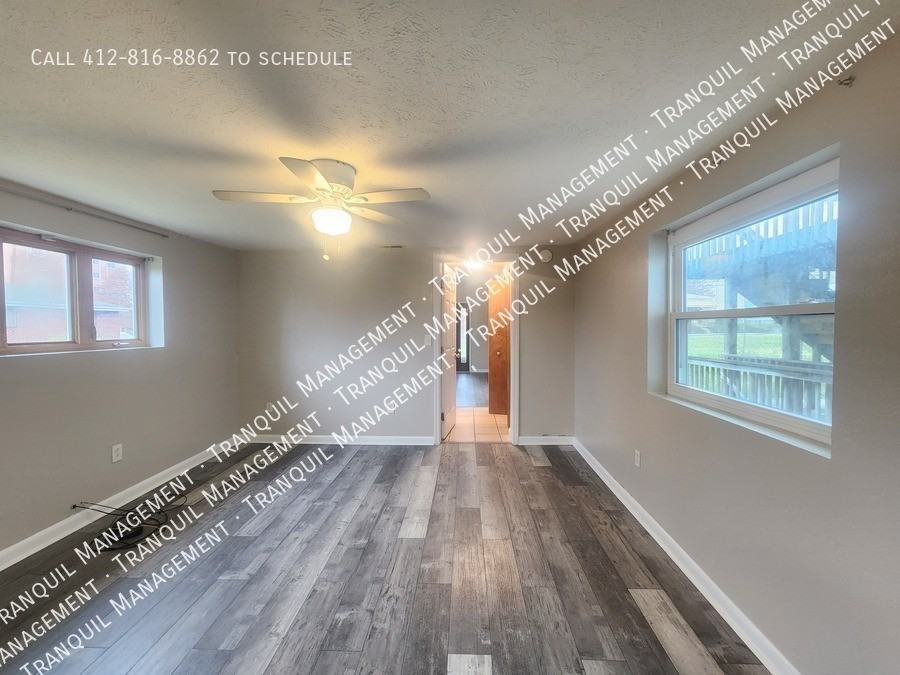 542 Reed St - Photo 4 of 13