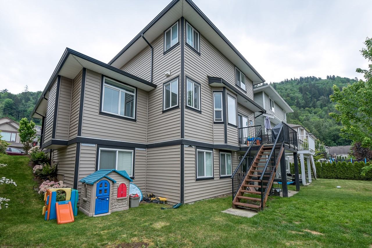 47425 Macswan Dr - Photo 4 of 26