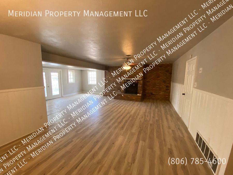 5431 32nd St - Photo 5 of 15