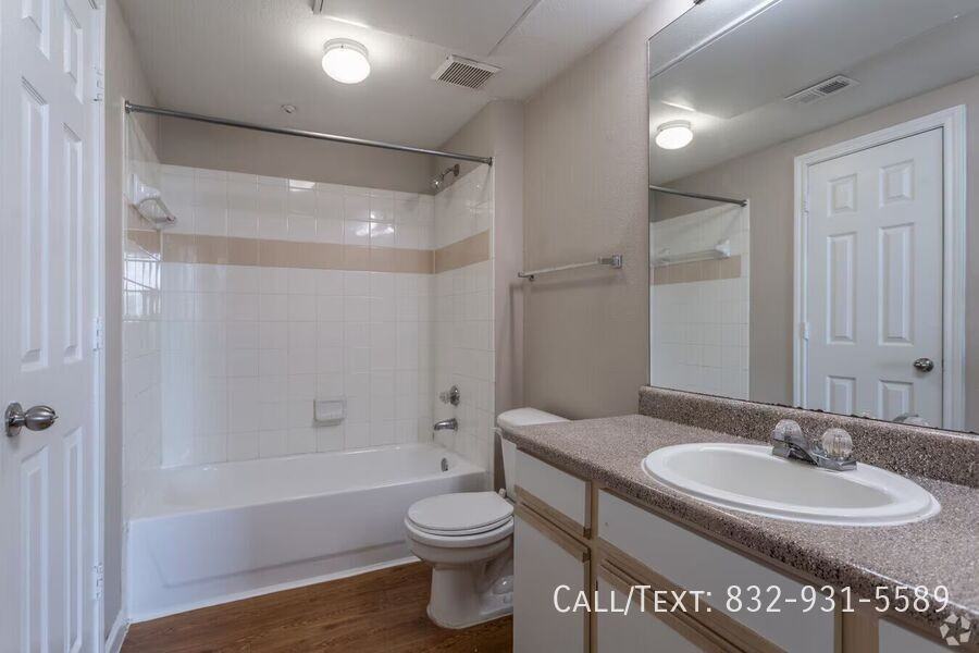 9835 Windmill Lakes Blvd #BRK2 - Photo 5 of 10