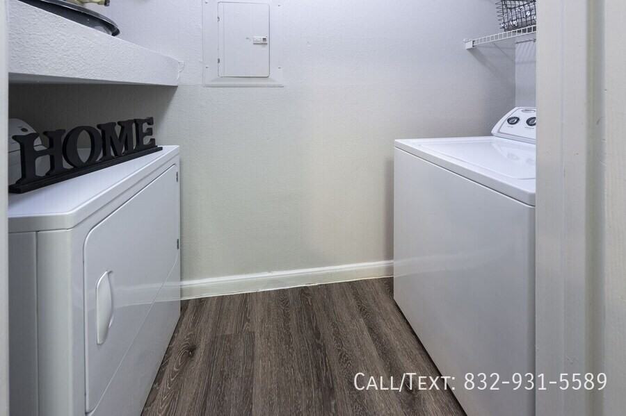 9835 Windmill Lakes Blvd #BRK2 - Photo 6 of 10