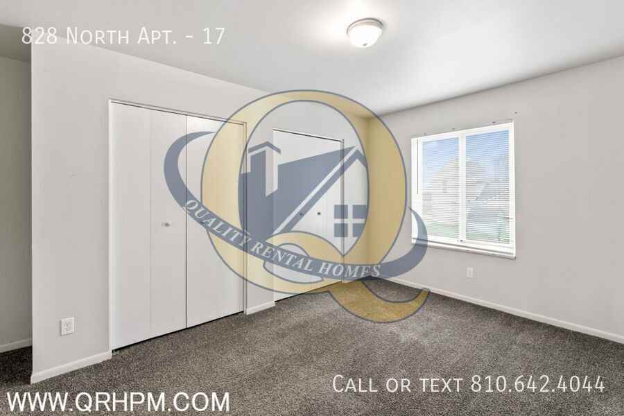 828 North Apt. #17 - Photo 5 of 16