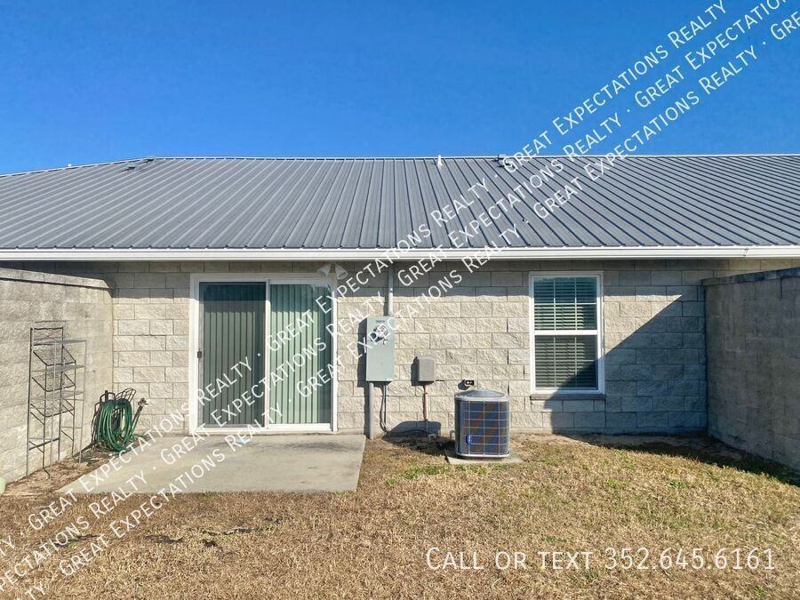 10572 Se 67th Ct - Photo 2 of 15