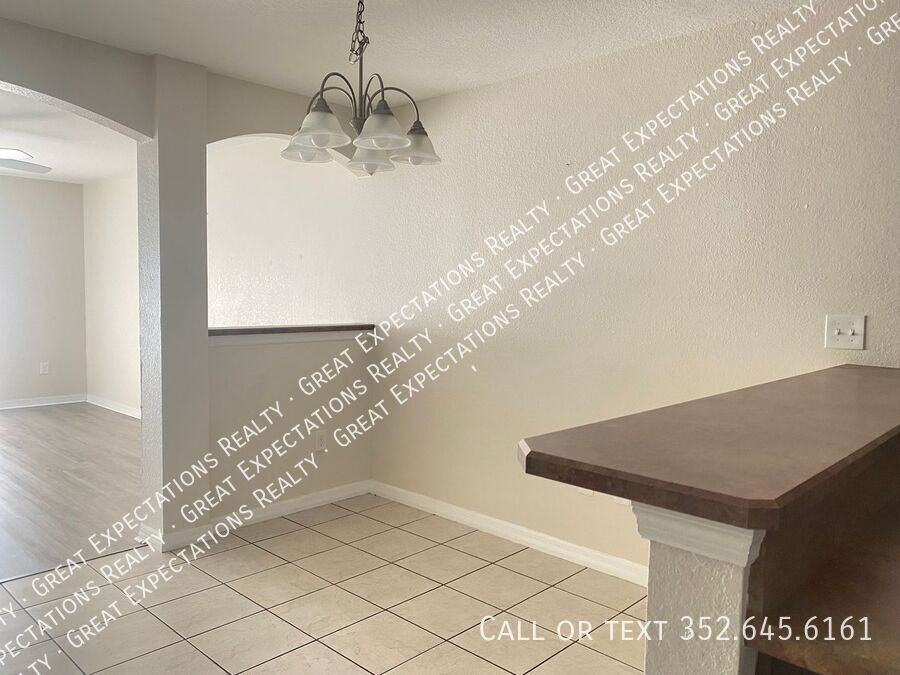 10572 Se 67th Ct - Photo 4 of 15