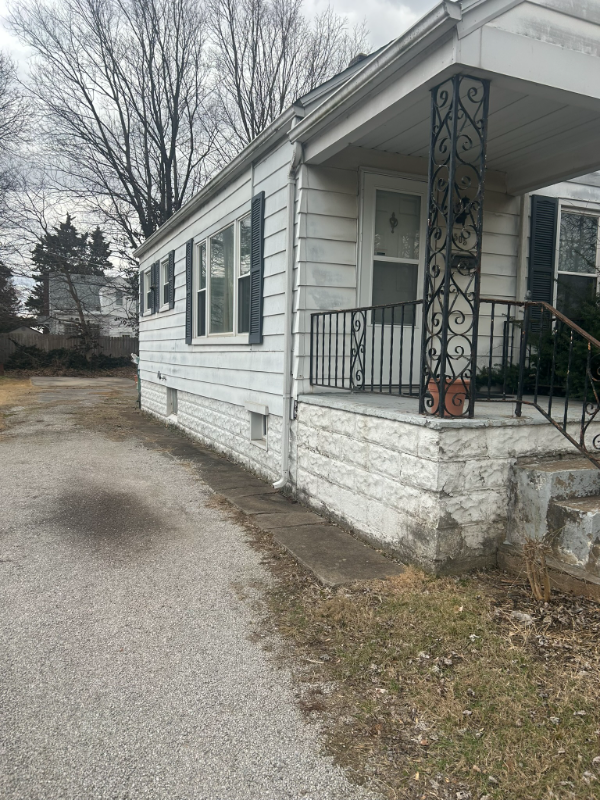 505 Chaudet Ave - Photo 3 of 20