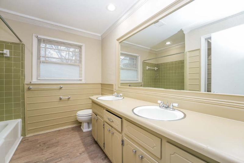 3680 Citation Dr - Photo 2 of 15