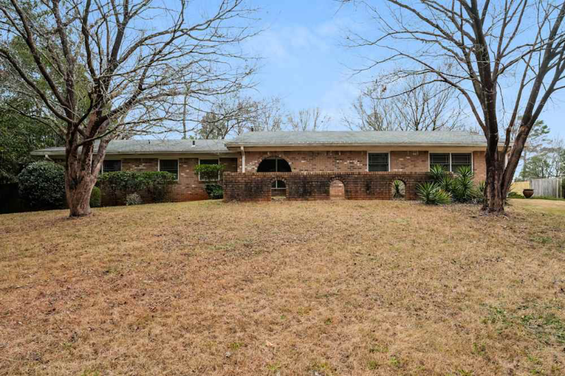 3680 Citation Dr - Photo 3 of 15