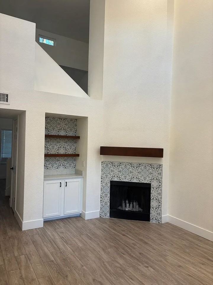 8787 E Mountain View Rd #1006 - Photo 5 of 15