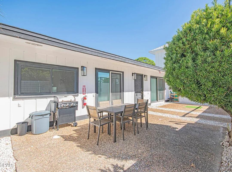 5524 Sunset Ave - Photo 4 of 12