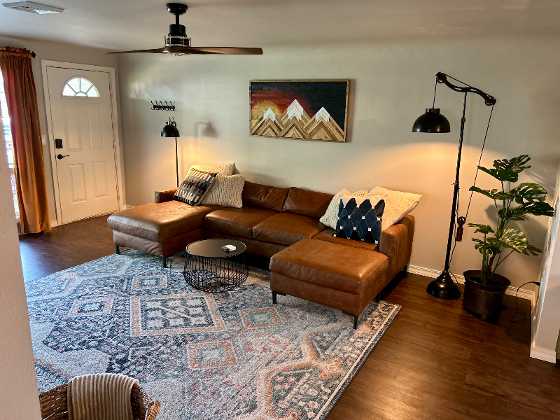 2225 Breyman St Ne - Photo 3 of 17